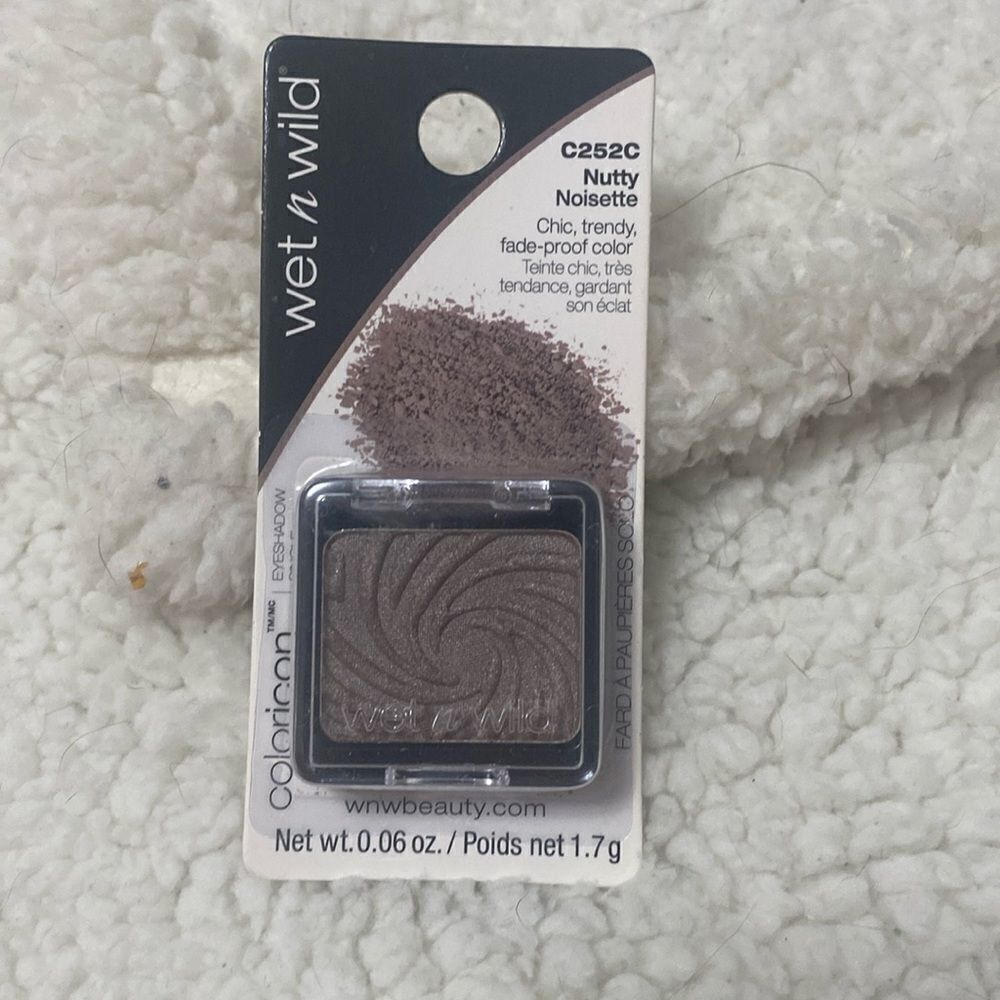 Makeup eyeshadow 